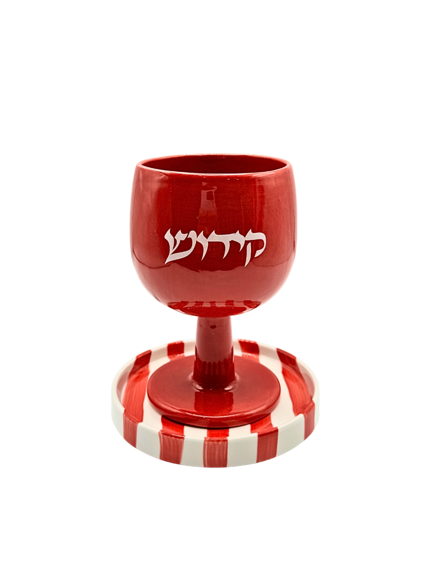 Verre de Kiddush Rouge – Élégance et Caractère